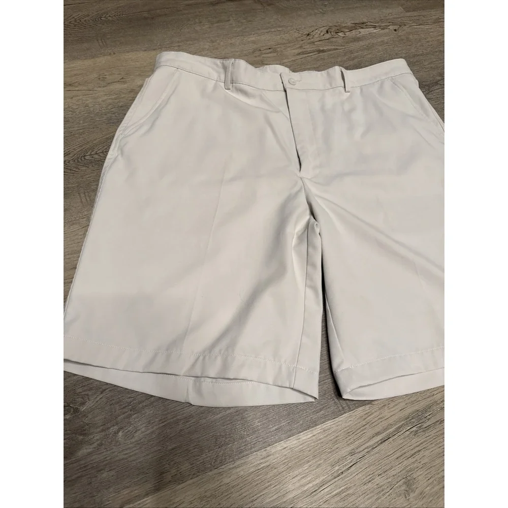 Bolle Mens Golf Tech Shorts‎ Size 40 Tan Summer Light Weight
